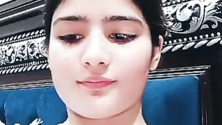Pakistani beautiful  live show Vodo