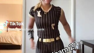 @maya #fyp #dances #tiktokdance #dancestolearn #dancestodowithfriends #onepersondance #trending #trendy