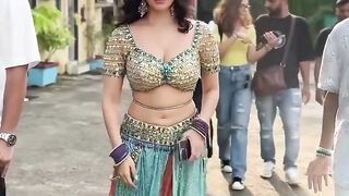 Sunny leone