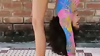 Advance Yoga / Yoga For Flexibility / World's Best flexibility / Advance Yoga Poses / Hand Balance.