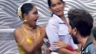 Bone breaking dance