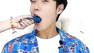 Random Blue food MUKBANG???? #shorts