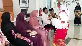 Tari sigeh Lampung