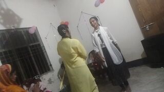 কয়লা সুন্দরী সবকটা কয়লা সুন্দরী