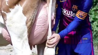 Rivals Become Friends! Ronaldo and Messi's Surprising Friendship