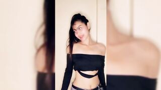 Indian Girl Anjali Singh Dance