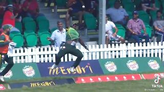 Amazing effort and save boundry.