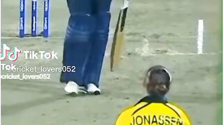 Women Cricket Best Catch....