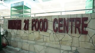 Hawker Sells Cheap Healthy Food To Feed Her Neighbourhood's Needy | On the Red Dot - Secret Heroes