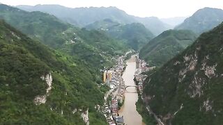 Entering The World's Narrowest City