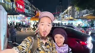 Malaysia Street Food At Night! Kuala Lumpur Night Market!