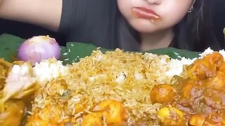ASMR__EATING_SPICY_CHICKEN_CURRY????_BASMATI_RICE____