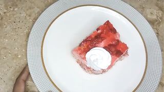Strawberry Dessert | No Bake Strawberry Delight | Strawberry Fruitcake Dessert |