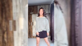 Indian Girl Neeru Sehgal Dance
