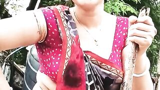 আমার স্বামী রাতে মোবাইল চালায়ে সময় নস্ট করে না