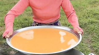 Memasak telor mie sedap