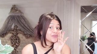 Spontaneous Dance Fun! Catch the Energy on Screen