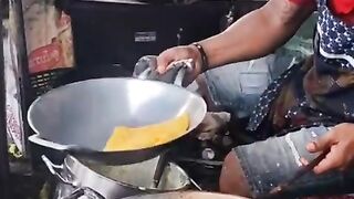 Jajanan enak kenyang