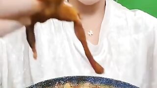 ASMR MUKBANG DAGING KATAK