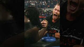John Cena Vs Mark Henry arm wrestling