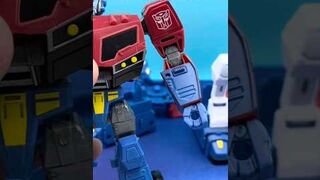 ANIMATED OPTIMUS PRIME ARMOR UPGRADE KIT FROM DNA DESIGN