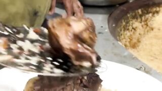 Basmati campur daging onta