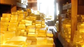 Wujud emas batangan 24 karat