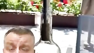 Bouchon coincé dans une bouteille – Essayez cette astuce ! ????????