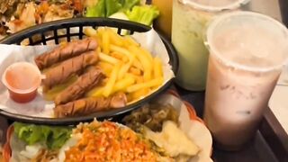 Makanan komplit dan eem lezat