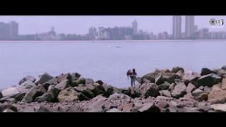 Tujhe Na Dekhu Toh Chain _ Divya Bharti _ Kumar Sanu, Alka Yagnik _ Rang _ Kahin Mujhe Pyaar _ 90's - Tips Official