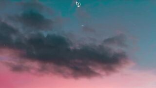 Elley Duhé - MIDDLE OF THE NIGHT (Lyrics).