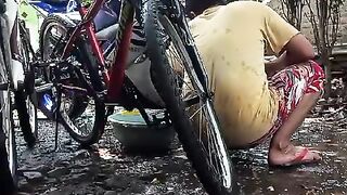 Cuci sepeda biar bersih