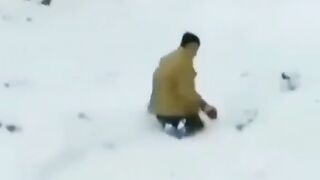 Prayer time on ice ????????