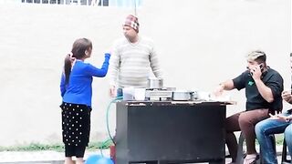 Gareb chaye wala