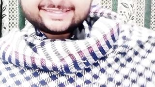 Ghar Per Koi Nahi Hai????