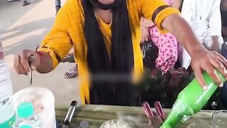 Indian lady sells nuclear lemon soda ????