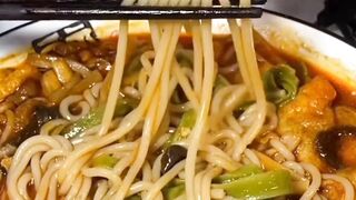 Asmr Mukbang | This bowl of snail rice noodle is very spicy