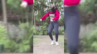 Indian Girl Dhanashree Verma Dance