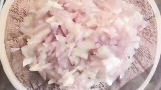 Easy Onion Paratha Recipe