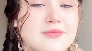 Beautiful lips ???? follow
