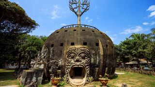 /////Explore Over 200 Giant Sculptures At Buddha Park//////Laos visit,/////
