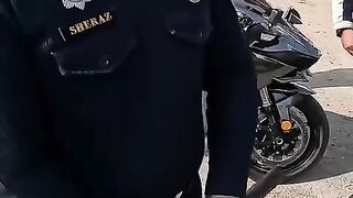 Full_#vlog_is_on_channel_#kawasaki_#ninja_#h2_#bike_#superbike_#motorway_#police_#viral_#shorts(480p).