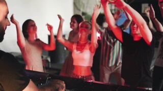 Jingle Bells: A Festive Musical Celebration