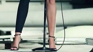 ×Miley Cyrus - Fleurs (Sessions dans le jardin)