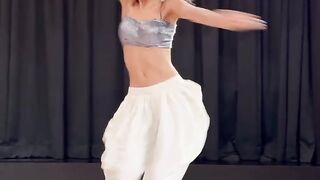 Cute girl dance video