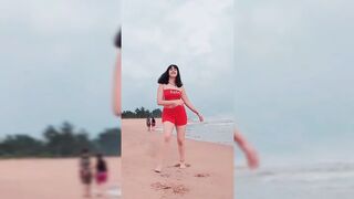 Indian Girl Prachi Naik Dance