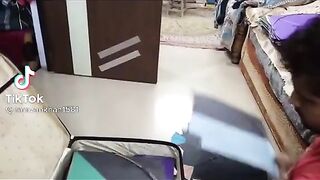 Dekhte jao sharmate jao
