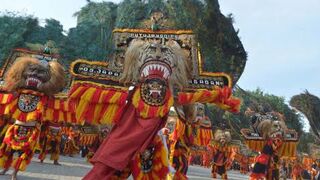 Reog Ponorogo traditional Indonesian dance