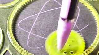 How many rotations did the pen maake in total __ #spirograph #artwōrk #shorts