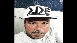 Morte de Renatinho, vocalista do grupo Bokaloka, é confirmada após cantor sofrer infarto em show no Rio